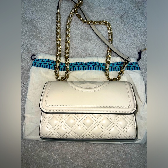 Tory Burch Handbags - Tory Burch shoulder bag